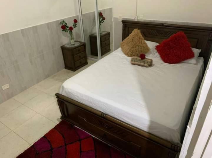 Hostal Marbella 47 Cartagena Екстер'єр фото
