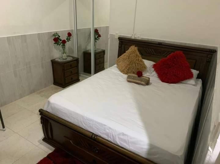 Hostal Marbella 47 Cartagena Екстер'єр фото