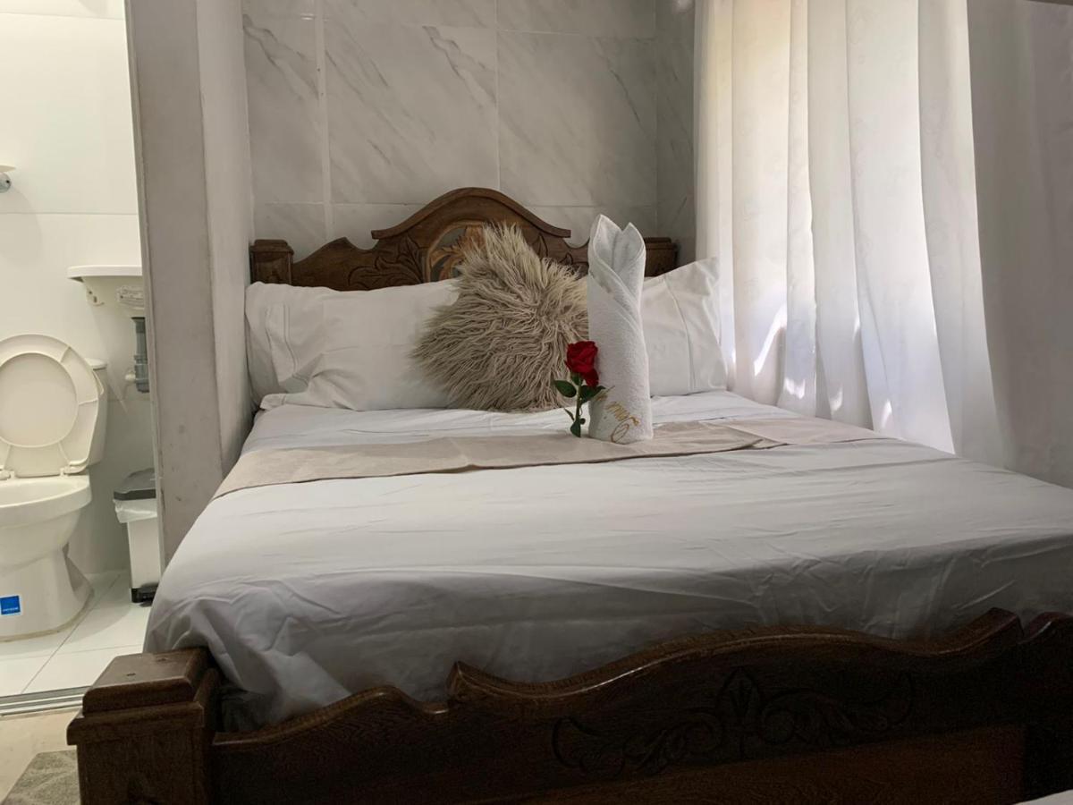 Hostal Marbella 47 Cartagena Екстер'єр фото